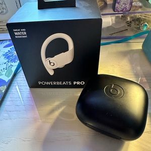 Powerbeats Pro